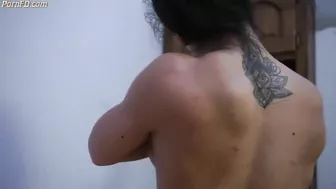 Eva marcu arm wrestling man