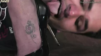 WomanWorship - Sophia Black - Balls 2