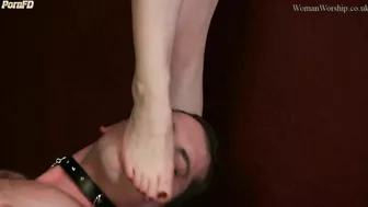 WomanWorship - Sophia Black - Bed 3