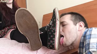 Under Girls Feet - PL-2443017 - 3