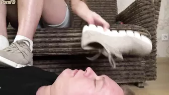 Under Girls Feet - PL-2443017 - 14