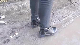 Under Girls Feet - PL-2443017 - 21