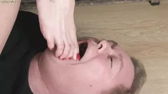 Under Girls Feet - PL-2443017 - 22