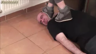 SAKURA - 'Fashion Sneakers Care' - EXTREME Trampling and Facestanding in Fashion S...