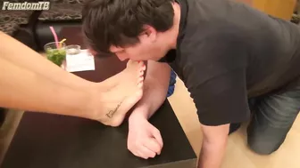 ReaBrattyAmazon - TheFakeBossFootWorship&DominationIn3Positions